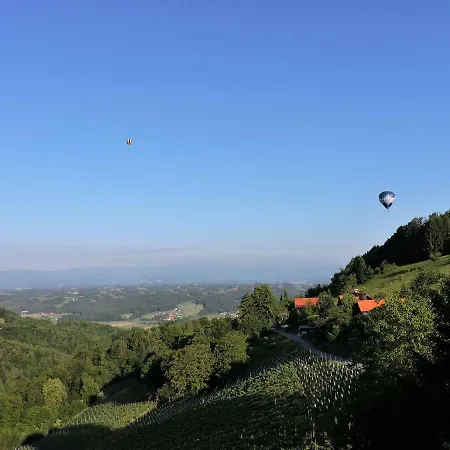 Gaestezimmer Klopfer בית הארחה 3*